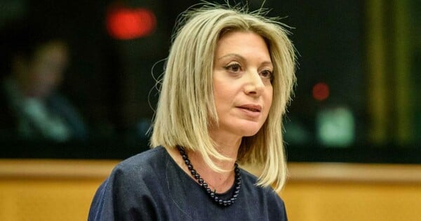 Το κόμμα Καρυστιανού