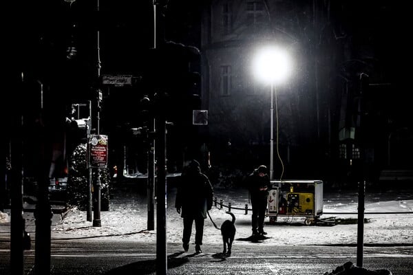 Ξεκίνησε έρευνα κατά ακροαριστερής ομάδας για το μπλακ άουτ στο Βερολίνο