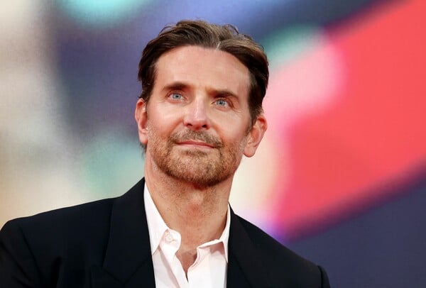 ΜΠΡΑΝΤΛΕΙ ΚΟΥΠΕΡ ΠΛΑΣΤΙΚΕΣ