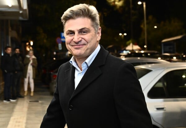 ΝΙΚΟΛΑΣ ΦΑΡΑΝΤΟΥΡΗΣ ΔΙΑΓΡΑΦΗ ΣΥΡΙΖΑ