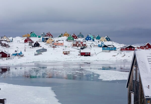 ΓΡΟΙΛΑΝΔΙΑ ΤΡΑΜΠ ΑΓΟΡΑ