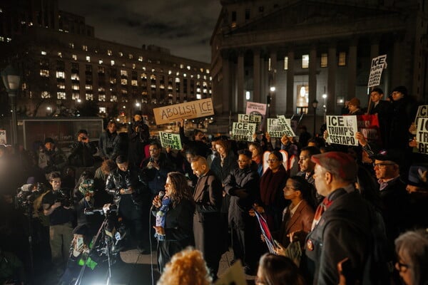 ΗΠΑ: Τι γνωρίζουμε για τον θανάσιμο πυροβολισμό γυναίκας από αξιωματικό της ICE στη Μινεάπολη