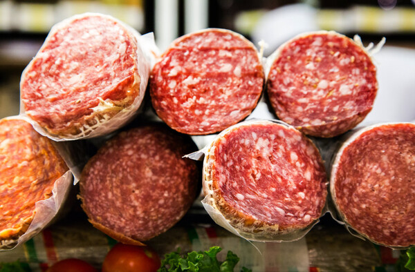 Συντηρητικά στα τρόφιμα: Ποια είναι τα πιο επικίνδυνα - Συνδέονται με καρκίνο και διαβήτη