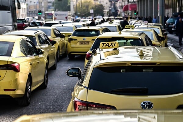 ΣΑΤΑ: 48ωρη απεργία των ταξί στην Αττική 