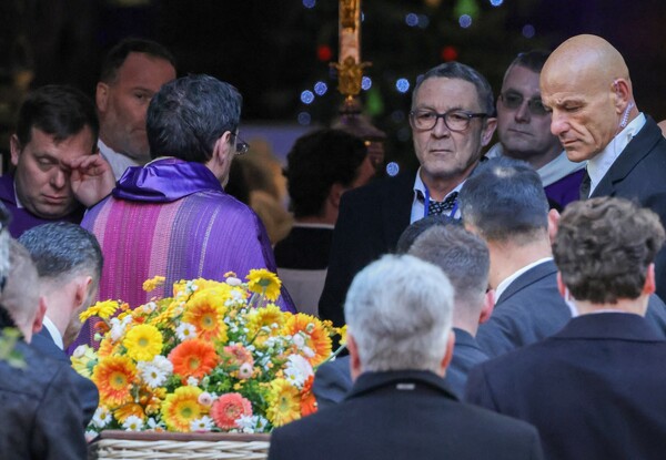 Μπριζίτ Μπαρντό: Η συγκινητική κίνηση του γιου της στην κηδεία της