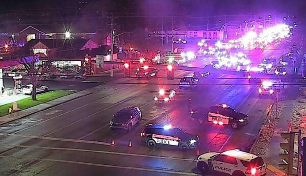 ΕΚΚΛΗΣΙΑ ΕΝΟΠΛΗ ΕΠΙΘΕΣΗ ΗΠΑ ΝΕΚΡΟΙ