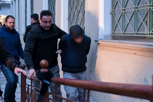 Νεκρός 17χρονος στις Σέρρες: Ο ανήλικος δράστης ζούσε σε σπίτι χωρίς ρεύμα και νερό - Είχαν ζητήσει την επιμέλεια του