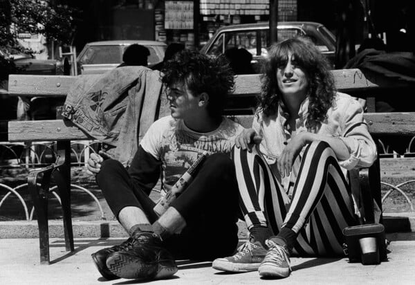 «Έγχρωμη τιβί, ασπρόμαυρη ζωή – φωτογραφικές σημειώσεις από τη δεκαετία του ’80»