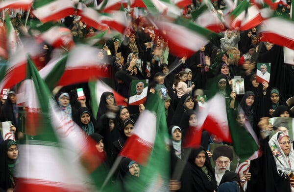 Ιράν: Μουλάδες τέλος;