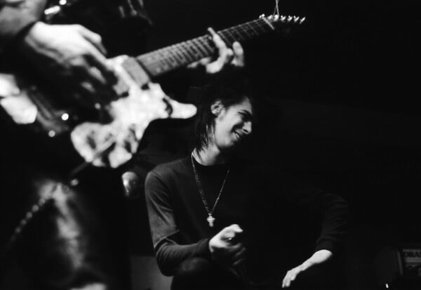 «Έγχρωμη τιβί, ασπρόμαυρη ζωή – φωτογραφικές σημειώσεις από τη δεκαετία του ’80»