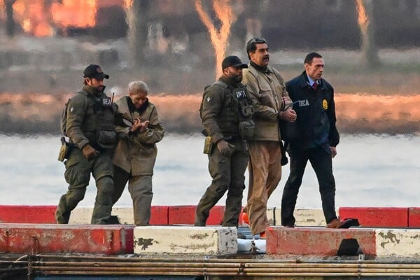 ΝΙΚΟΛΑΣ ΜΑΔΟΥΡΟ ΒΕΝΕΖΟΥΕΛΑ