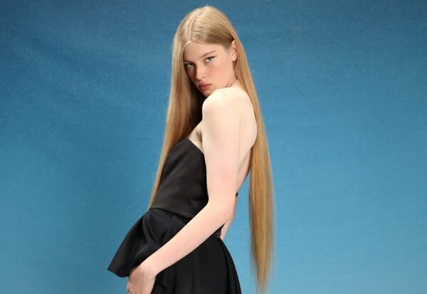 ΒΙΒΙΑΝ ΓΟΥΙΛΣΟΝ ΤΡΑΝΣ ΚΟΡΗ ΜΑΣΚ RIHANNA ΚΑΜΠΑΝΙΑ