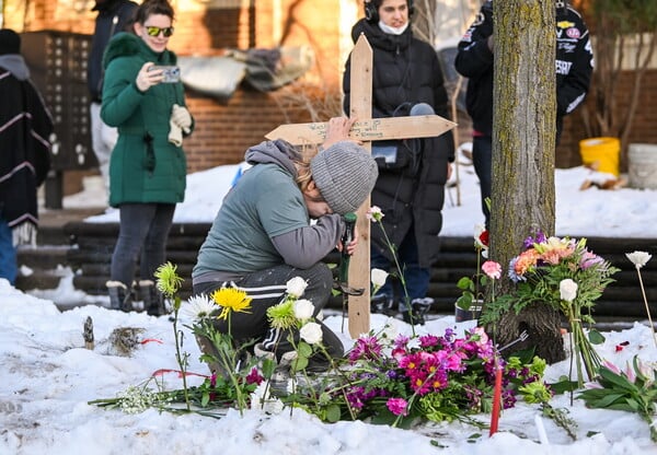 ΜΙΝΕΑΠΟΛΗ ΣΥΛΛΗΨΕΙΣ ΔΙΑΔΗΛΩΣΕΙΣ