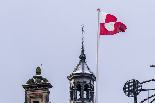 ΓΡΟΙΛΑΝΔΙΑ ΠΛΟΙΑ ΡΩΣΟΙ ΚΙΝΕΖΟΙ ΗΠΑ ΤΡΑΜΠ