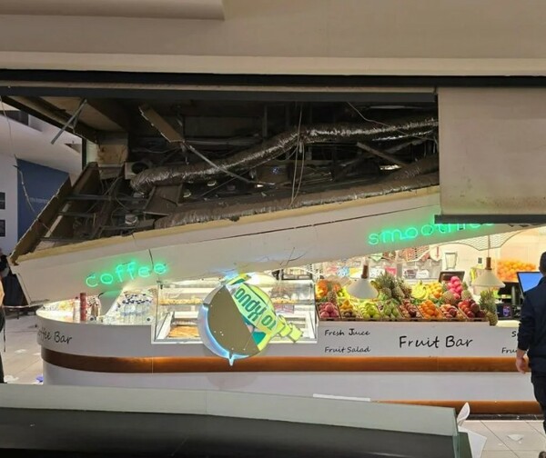 ΘΕΣΣΑΛΟΝΙΚΗ ΠΤΩΣΗ ΨΕΥΔΟΡΟΔΗΣ ΕΜΠΟΡΙΚΟ ΚΕΝΤΡΟ ΤΡΑΥΜΑΤΙΣΜΟΣ ΓΥΝΑΙΚΑΣ