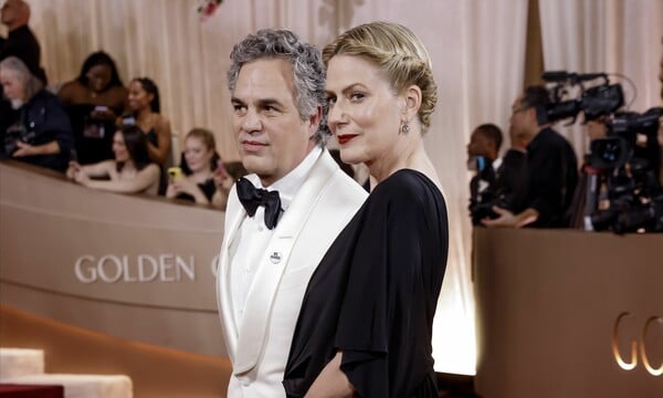 ΜΑΡΚ ΡΑΦΑΛΟ ΧΡΥΣΕΣ ΣΦΑΙΡΕΣ ΤΡΑΜΠ ΚΑΡΦΙΤΣΑ