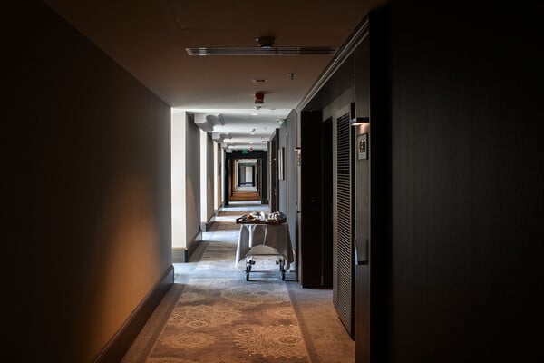 Εκτός έδρας