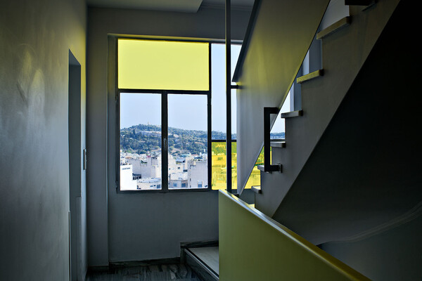 Εκτός έδρας