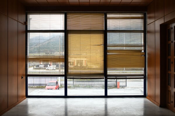 Εκτός έδρας