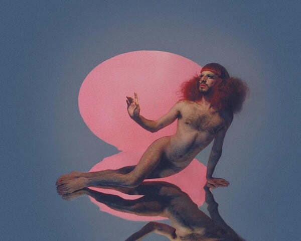 Κράτα με λίγο ακόμη. Κι εγώ θα κρατήσω εσένα/ από τον Πάνο Μιχαήλ