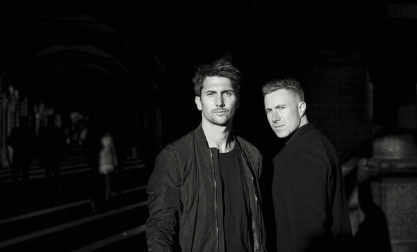 ΕΠΕΞ 10 techno parties για να μπει πιο εύκολα το ’26