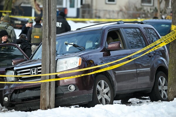 ΗΠΑ: Οι κλήσεις στην Άμεση Δράση μετά τον πυροβολισμό της Ρενέ Γκουντ από πράκτορα της ICE - «Ναι, αιμορραγεί»