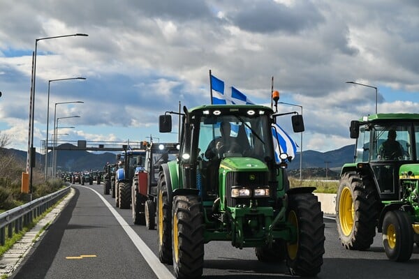 Αγρότες: «Δεν έχουμε σκοπό να κάνουμε σπιθαμή βήμα πίσω - Εν αναμονή για το ραντεβού τους με τον Κυριάκο Μητσοτάκη