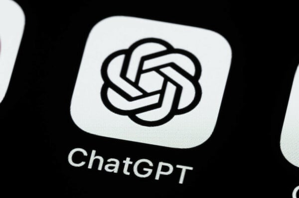 CHATGPT OPENAI ΔΙΑΦΗΜΙΣΕΙΣ