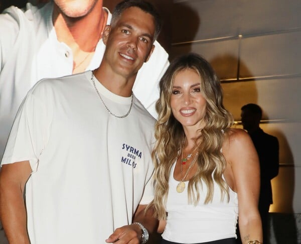 Αθηνά Οικονομάκου: Παντρεύεται στην Πάρο τον Ιούνιο