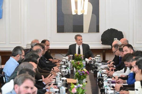 ΜΗΤΣΟΤΑΚΗΣ ΑΓΡΟΤΕΣ ΣΥΝΑΝΤΗΣΗ ΜΠΛΟΚΑ