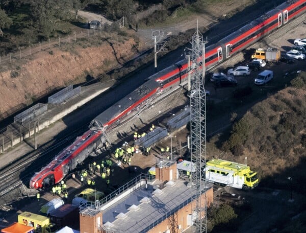 ΙΣΠΑΝΙΑ ΤΡΕΝΑ ΣΙΔΗΡΟΔΡΟΜΙΚΟ ΔΥΣΤΥΧΗΜΑ ΝΕΚΡΟΙ