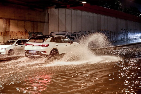 ΚΑΚΟΚΑΙΡΙΑ ΚΛΕΙΣΤΟΙ ΔΡΟΜΟΙ