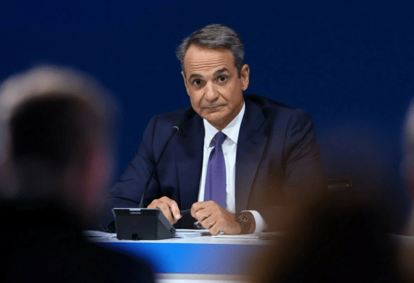 Κυριάκος Μητσοτάκης: Ακυρώθηκε το ταξίδι στο Νταβός