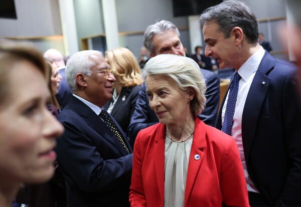 ΕΕ ΡΟΥΒΙΚΩΝΑΣ POLITICO