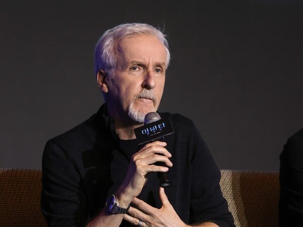 ΤΖΕΙΜΣ ΚΑΜΕΡΟΝ ΗΠΑ ΤΡΑΜΠ ΝΕΑ ΖΗΛΑΝΔΙΑ