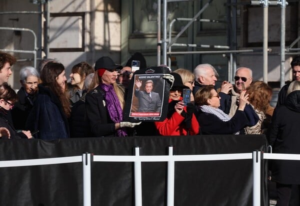 ΒΑΛΕΝΤΙΝΟ ΚΗΔΕΙΑ ΠΟΙΟΙ ΠΗΓΑΝ