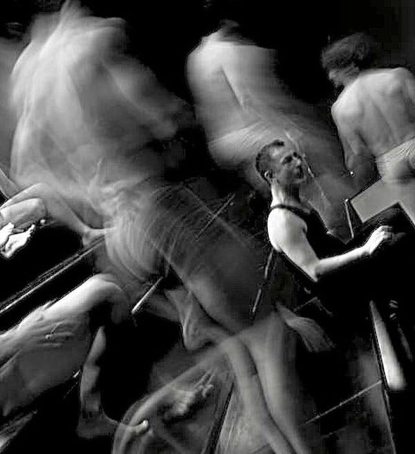 *Aγαπηθήκαμε πριν μάθουμε τι θα μας πάρουν/ από τον Πάνο Μιχαήλ