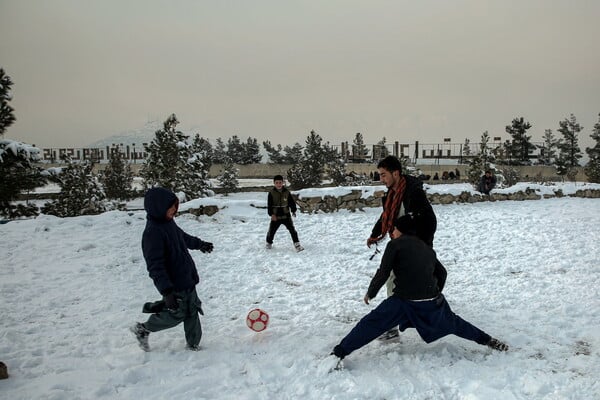 ΑΦΓΑΝΙΣΤΑΝ ΝΕΚΡΟΙ ΚΑΚΟΚΑΙΡΙΑ ΧΙΟΝΟΠΤΩΣΗ