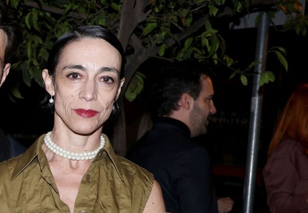 ΕΛΕΝΑ ΤΟΠΑΛΙΔΟΥ ΧΩΡΙΣΜΟΣ ΔΗΜΟΣΙΟΓΡΑΦΟΙ