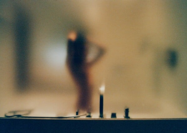 *Aγαπηθήκαμε πριν μάθουμε τι θα μας πάρουν/ από τον Πάνο Μιχαήλ