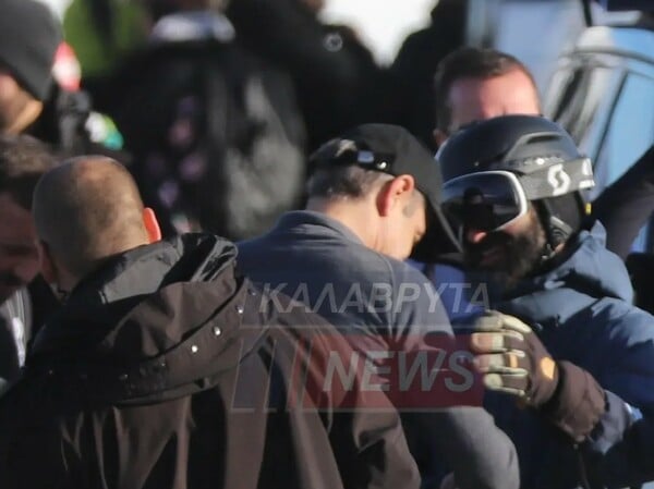 ΚΥΡΙΑΚΟΣ ΜΗΤΣΟΤΑΚΗΣ ΚΑΛΑΒΡΥΤΑ ΝΕΟ ΚΑΦΕ TREND