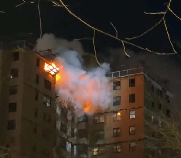 ΝΕΑ ΥΟΡΚΗ ΜΠΡΟΝΞ ΦΩΤΙΑ