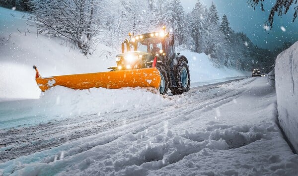 Σαρώνει τις ΗΠΑ η κακοκαιρία: Πυκνές χιονοπτώσεις και πολικό ψύχος - Ακυρώθηκαν πάνω από 10.000 πτήσεις