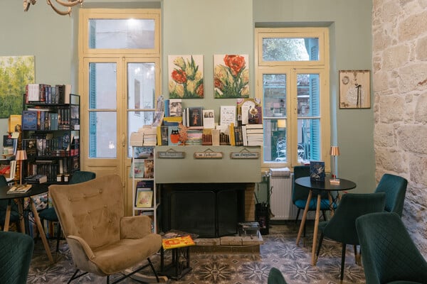  Σ’ ένα αρχοντικό του 1892 θα βρεις το πιο ήσυχο βιβλιοκαφέ