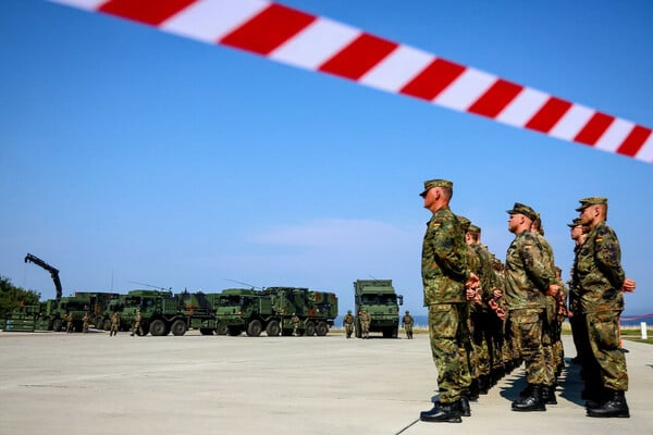 ΕΥΡΩΠΗ ΣΤΡΑΤΟΣ ΗΠΑ