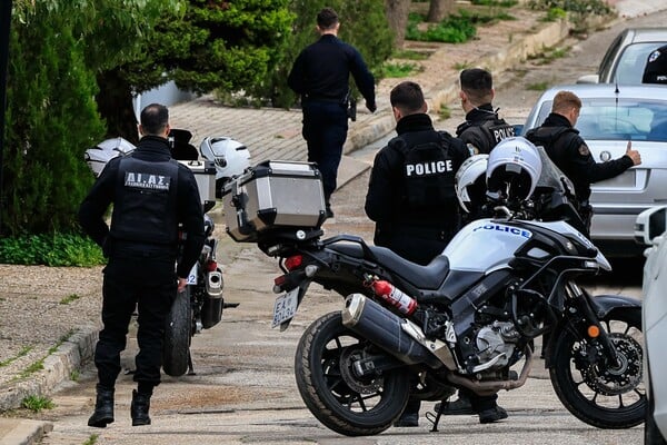 Γλυφάδα: Το παρελθόν του πατροκτόνου - Από τη δολοφονία της μητέρας του στο Δρομοκαΐτειο και την αποφυλάκιση