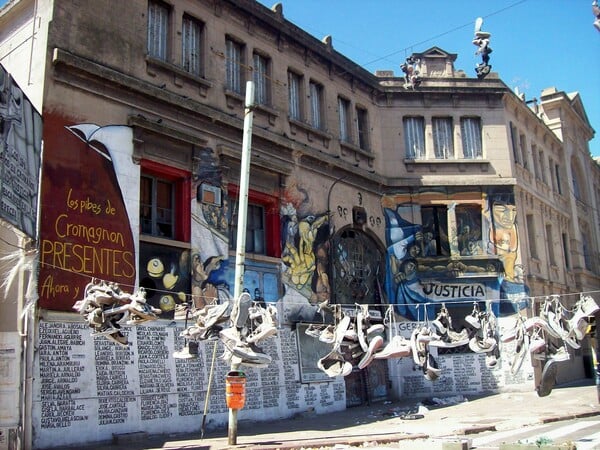 8 φορές που το πάρτι πήρε φωτιά - κυριολεκτικά