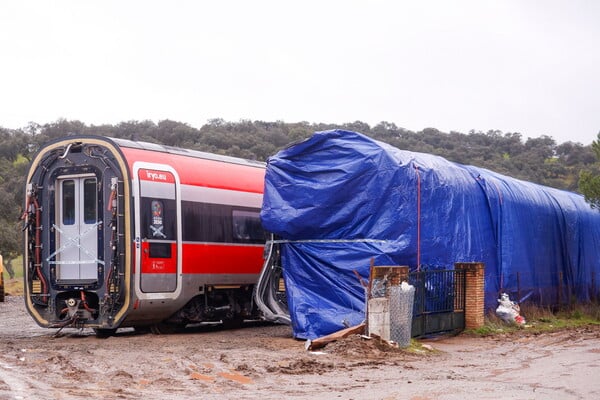 ΙΣΠΑΝΙΑ ΣΙΔΗΡΟΔΡΟΜΙΚΟ ΔΥΣΤΥΧΗΜΑ ΑΠΟΖΗΜΙΩΣΗ