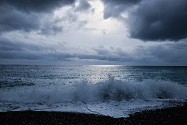 Μαρουσάκης: Ροή συνεχόμενων κακοκαιριών στη χώρα - Βροχές, καταιγίδες και δυνατοί άνεμοι