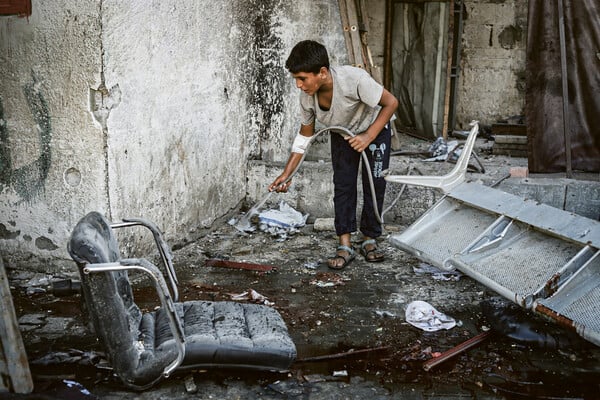 Φάτμα Χασόνα: Η τελευταία φωτορεπόρτερ της Γάζας